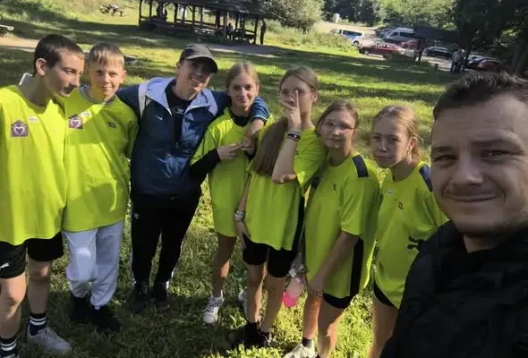 Młodzi biegacze z Bobrowa z medalami Mistrzostw Województwa w Szczecinie