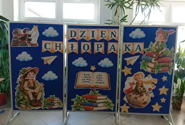 Dzień Chłopaka w Zespole Szkół w Gorznie – słodkie niespodzianki i zabawa „Poszukiwacze Bohaterów”