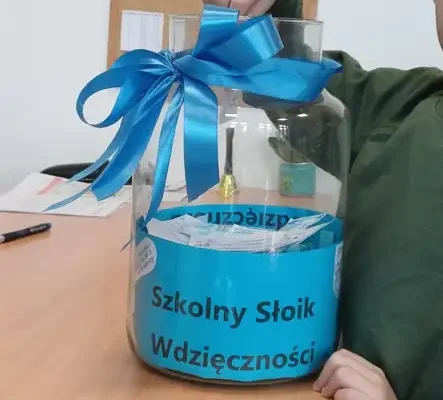 Brodnica: SP2 włączyła się w BohaterON – „Zabawa we wdzięczność”