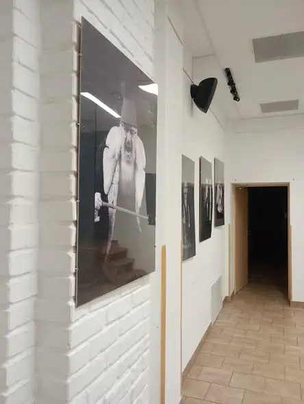 Wystawa „Portret odpowiedzialności” w GOK-u. Fotografie, które przełamują tabu
